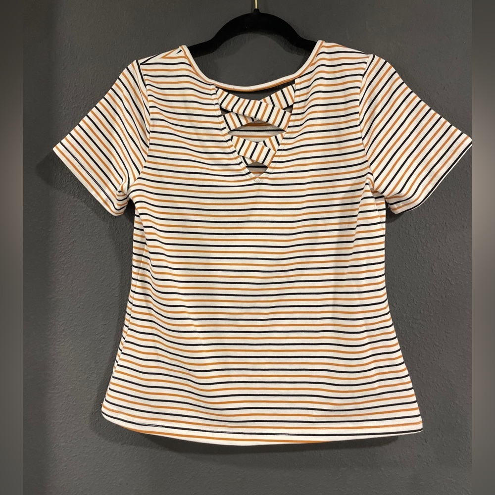 Striped Top - Picture 3 of 4